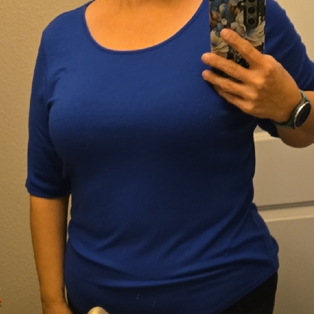 Apt. 9 Women's Vibrant Blue Short Sleeve Top